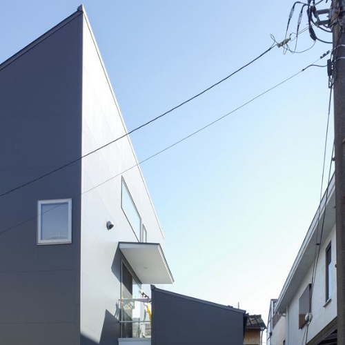 市川の家